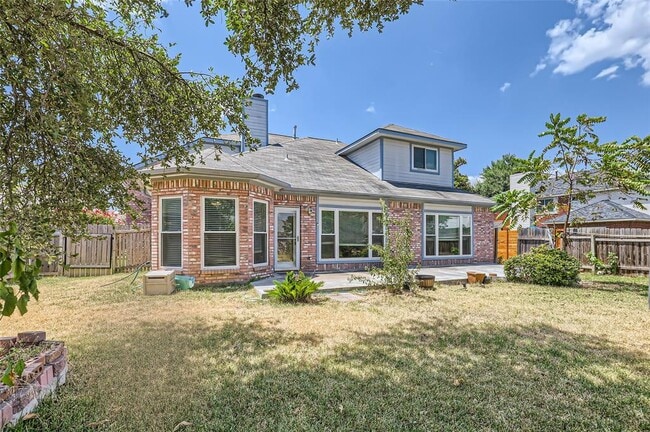 Building Photo - 8904 Martha's Dr