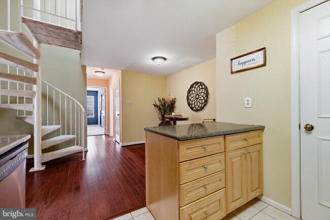Building Photo - 10208 Ashbrooke Ct