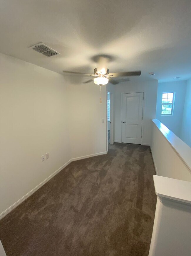 Building Photo - 9695 Ashworth Pl