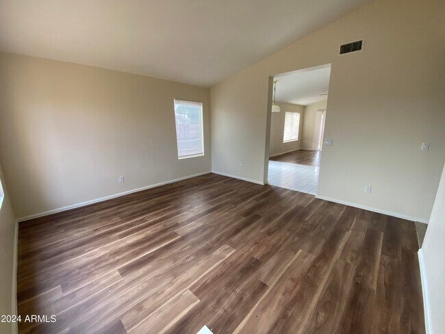 Building Photo - 10849 W Monterosa St