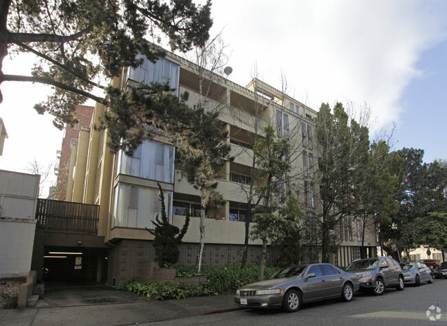 Primary Photo - 200 Montecito Ave