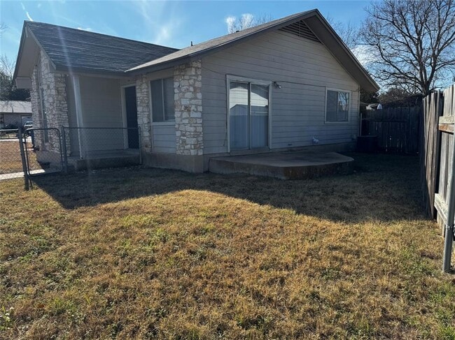 Building Photo - 5916 Cherry Loop