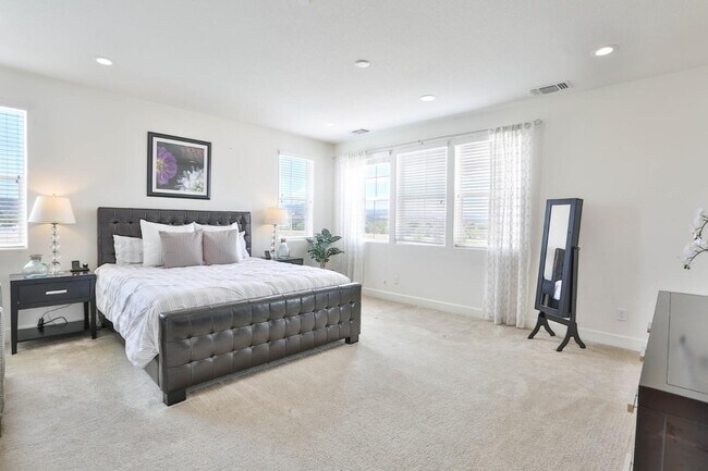 Building Photo - 1301 Morning Star Dr