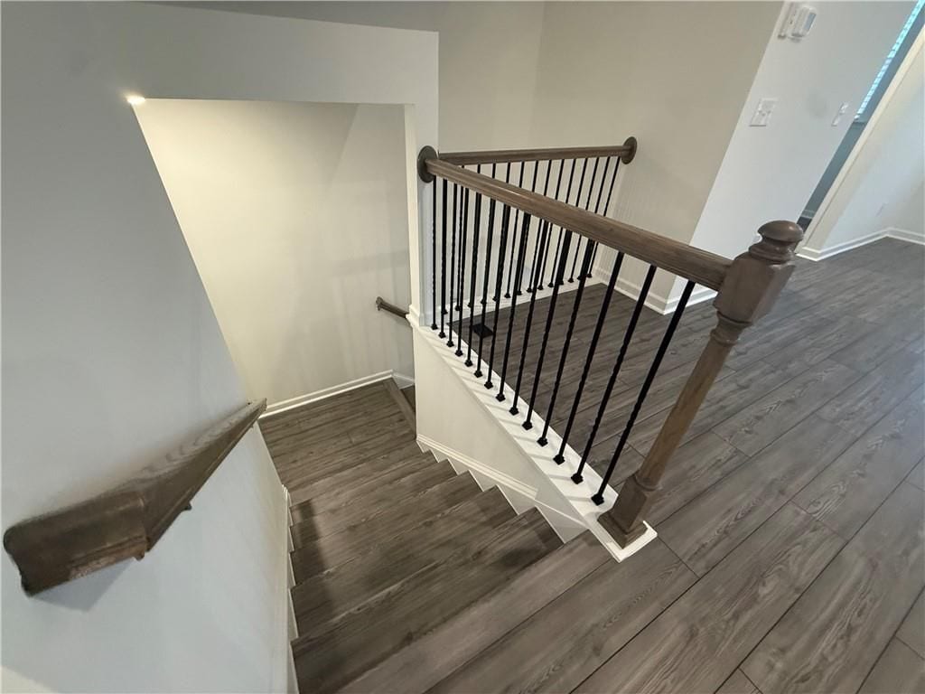 Building Photo - 6204 Kenbrook Dr