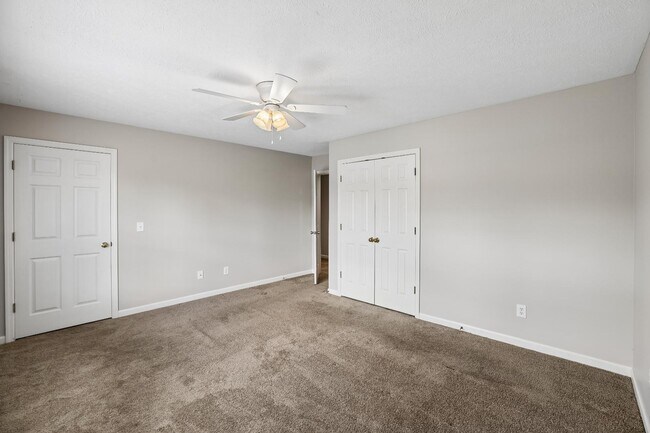 Building Photo - 132 N Tarver Ave