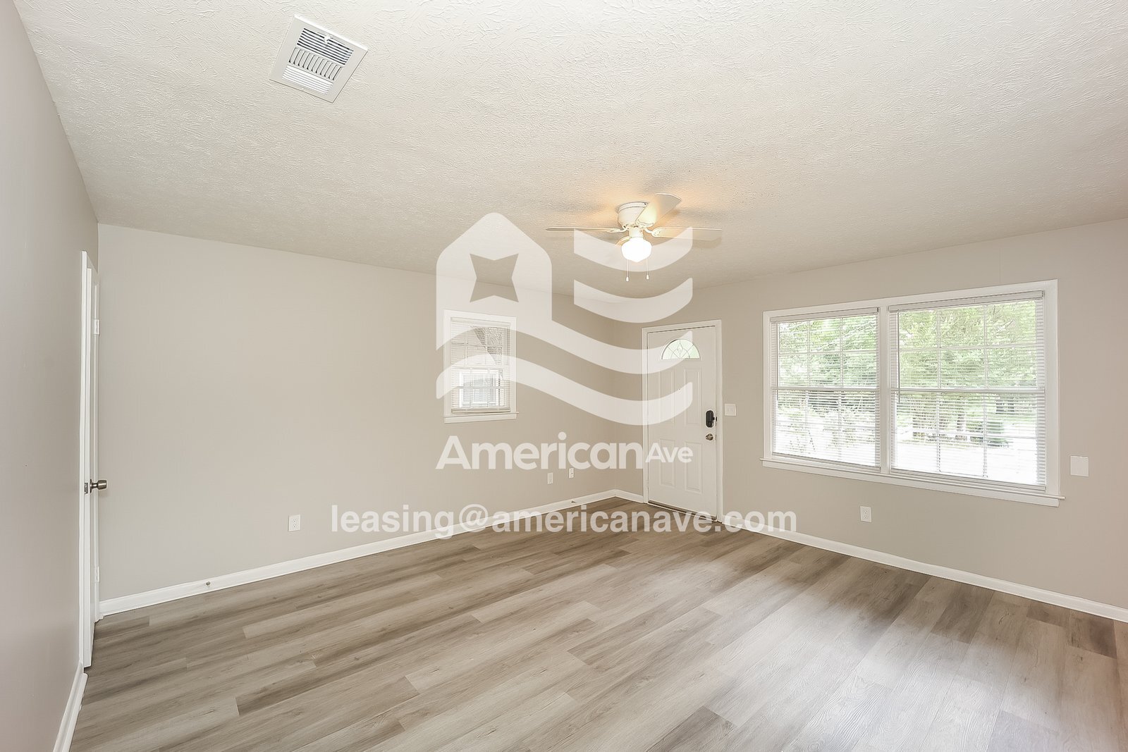 Building Photo - 1122 Briarwood Ave