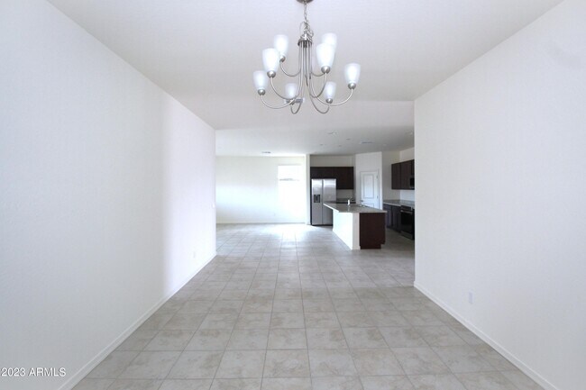 Building Photo - 1126 E Westwood Dr