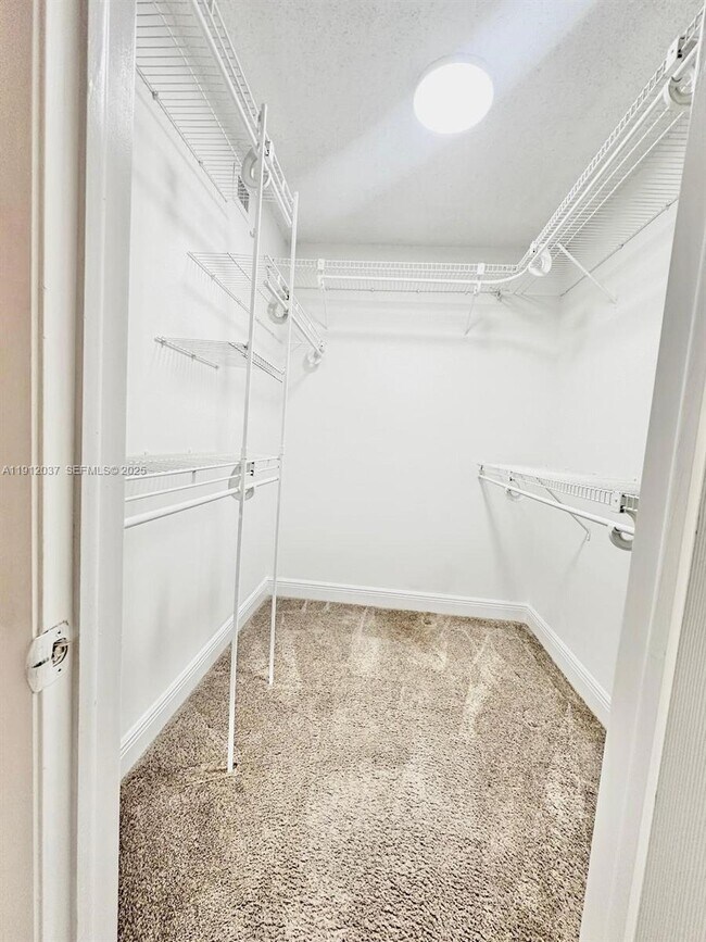 Building Photo - 8632 NW 34th Pl