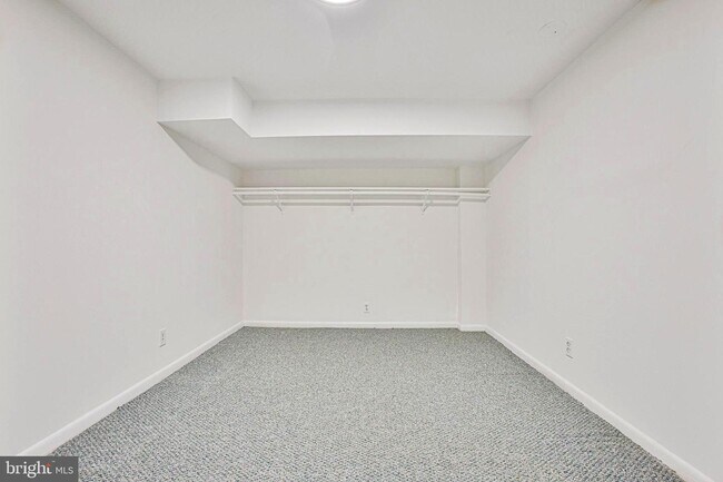 Building Photo - 11813 Macon St