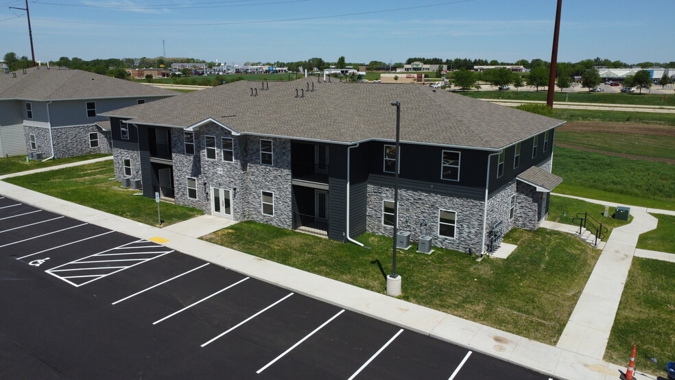 Building Photo - Villas at Fox Pointe Dodgeville