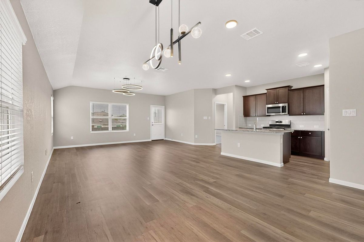 Building Photo - 6806 Bale Ridge