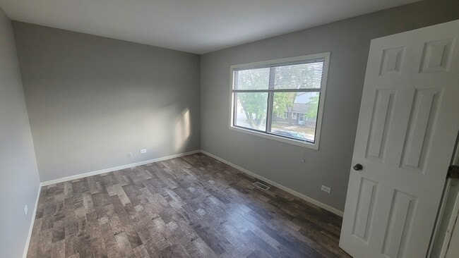 Building Photo - 1426 Bear Flag Dr