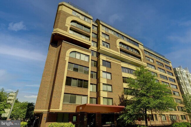 Building Photo - 1245 13th St NW