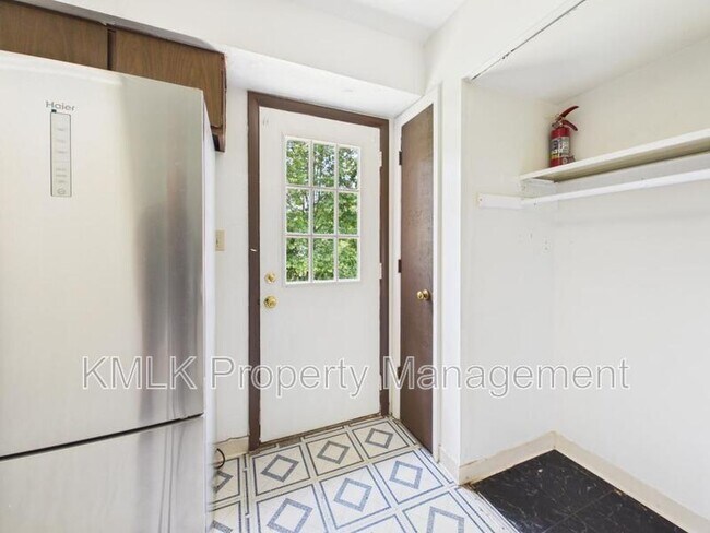 Building Photo - 4280 Lorwood Dr