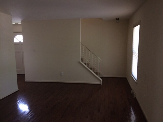 Building Photo - 3088 Covington St