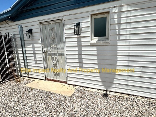 Primary Photo - 2637 N Wilson Ave