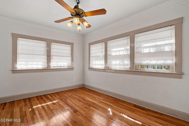 Building Photo - 2709 N Florence St