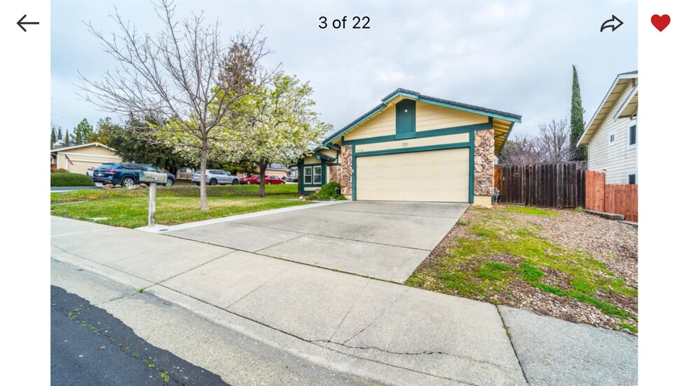 Building Photo - 2138 Lighthouse Dr