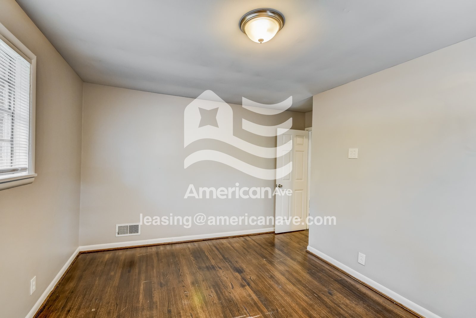 Building Photo - 2515 Ridgewood Rd