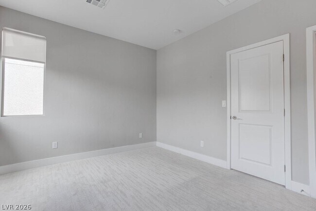 Building Photo - 646 Infinity Rdg St