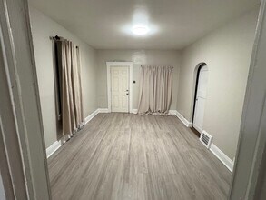 Building Photo - 6723 Sebert Ave