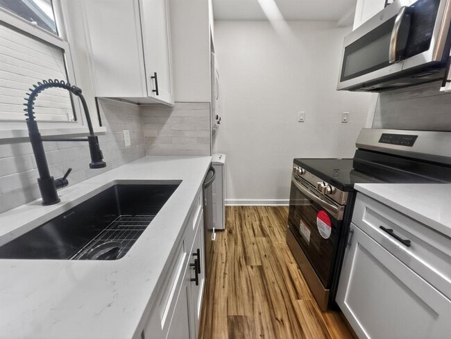 Building Photo - 3432 Willowrun Dr