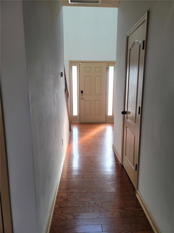 Building Photo - 3208 Sag Harbor Ct NE