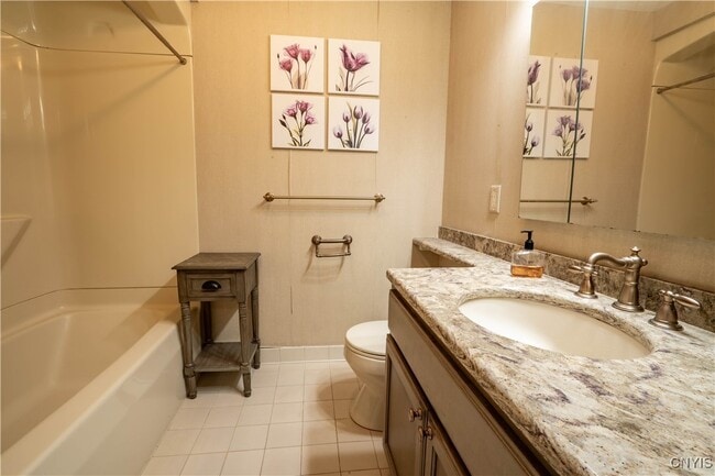 Building Photo - 67 Chestnut Rd