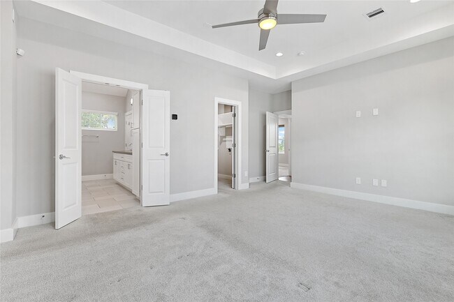 Building Photo - 1222 Upton St