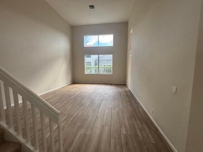 Building Photo - 23426 Alzira Cir