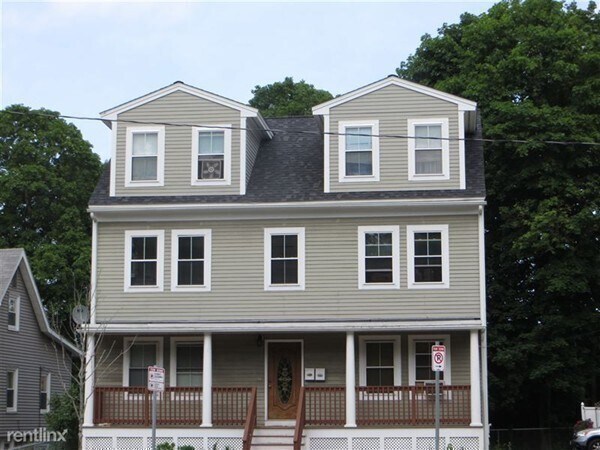 Building Photo - 76 Seaver St