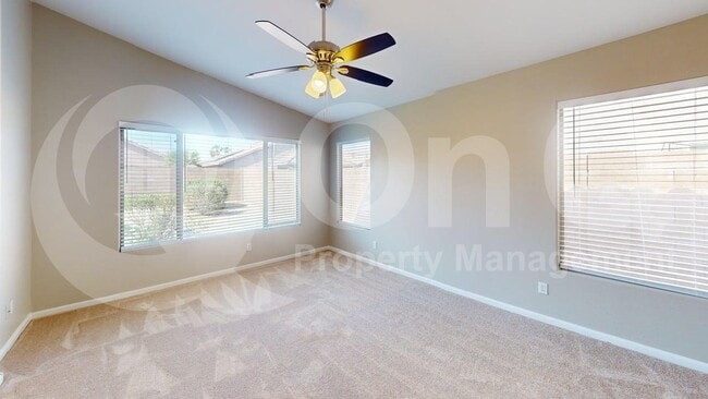 Building Photo - 4722 E Verbena Dr