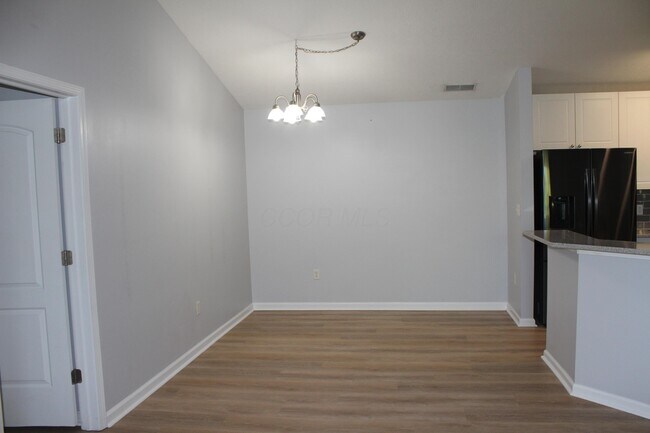 Building Photo - 7774 Essex Gate Dr