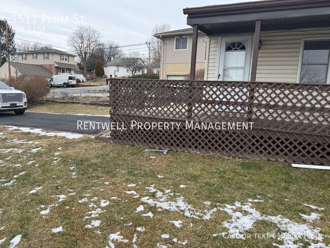 Building Photo - 1511 Plum St