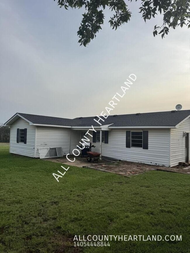Building Photo - 12712 W Hwy-51