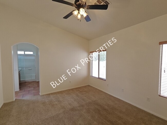 Building Photo - 5322 W Olivine Dr