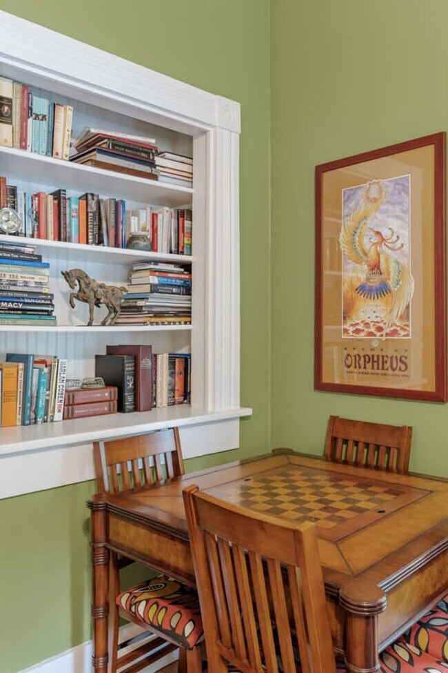 Building Photo - 509 Dabbs St