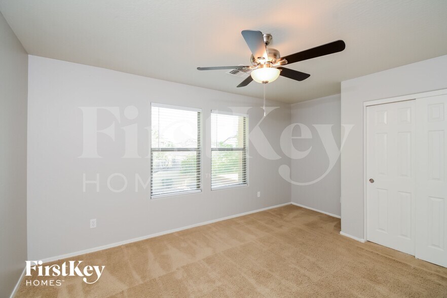 Building Photo - 16430 W Prickly Pear Trail