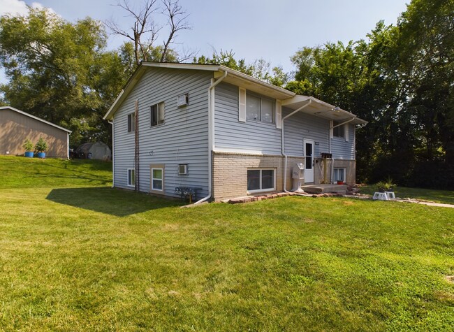 Primary Photo - 15411 Barat Ave