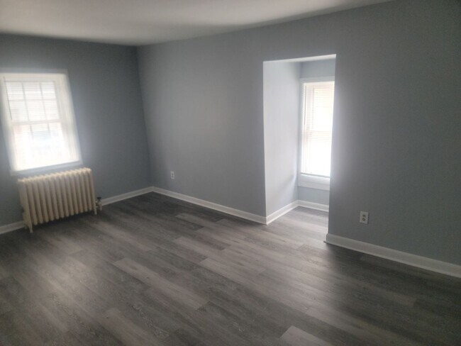 Building Photo - *3 North Main Street