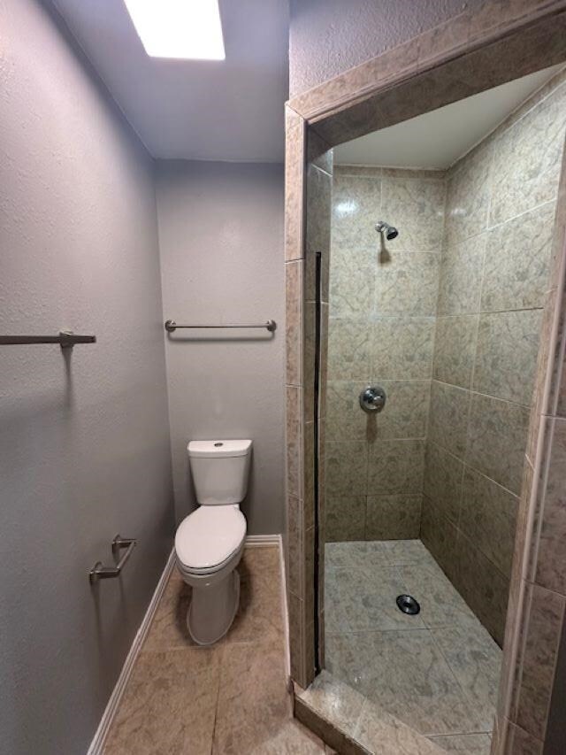 Building Photo - 210 E Del Mar Blvd