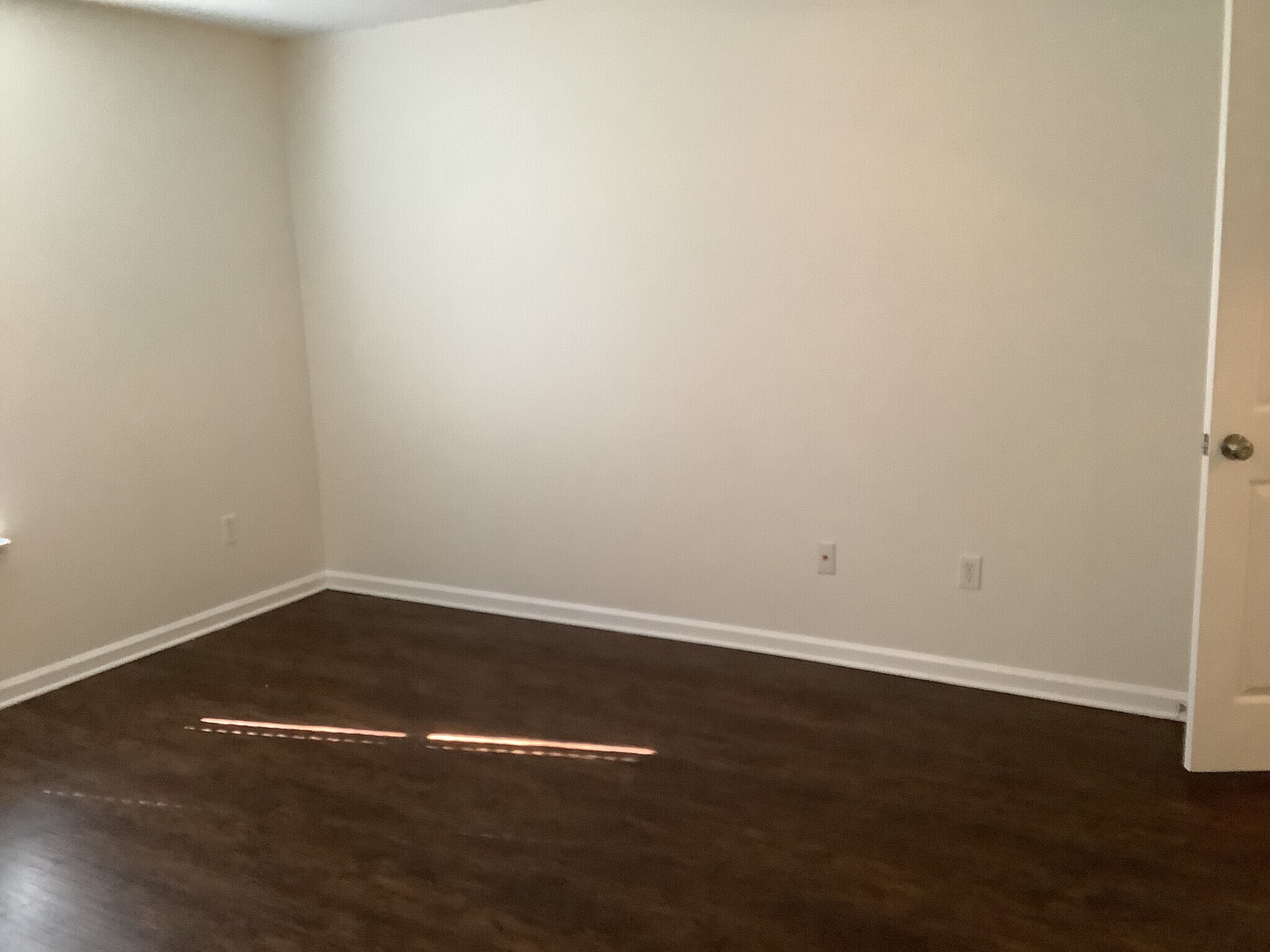 Building Photo - 3365 Shelley Dr