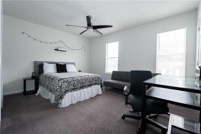 Building Photo - 362 Oak Harbor Trail