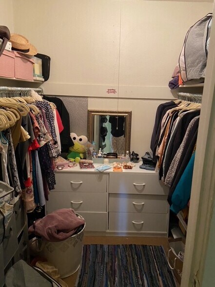 closet in hallway - 1707 Park Ave
