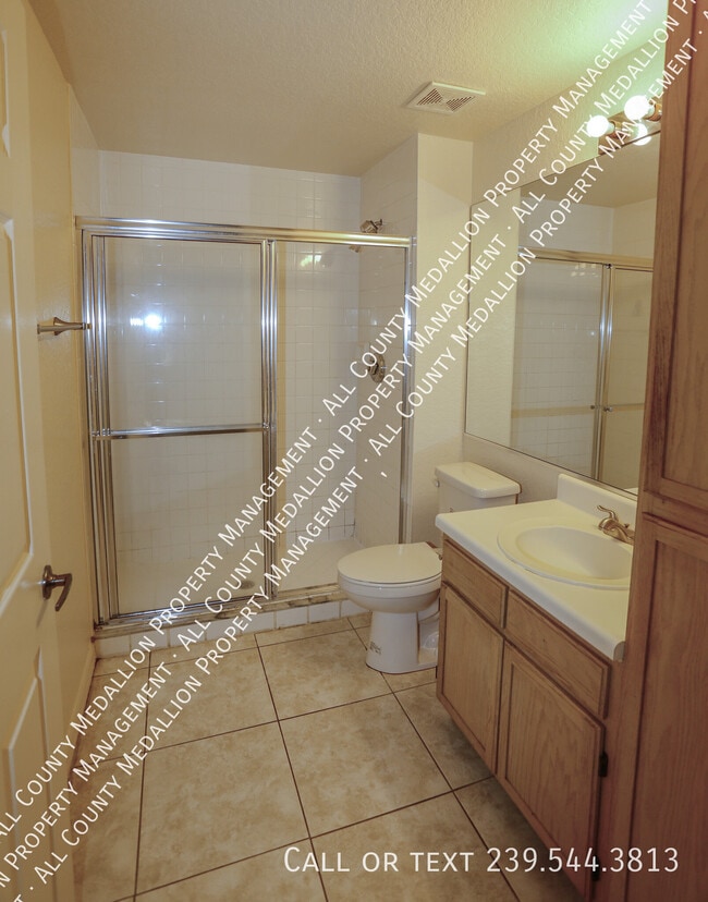 Building Photo - 4650 St Croix Ln