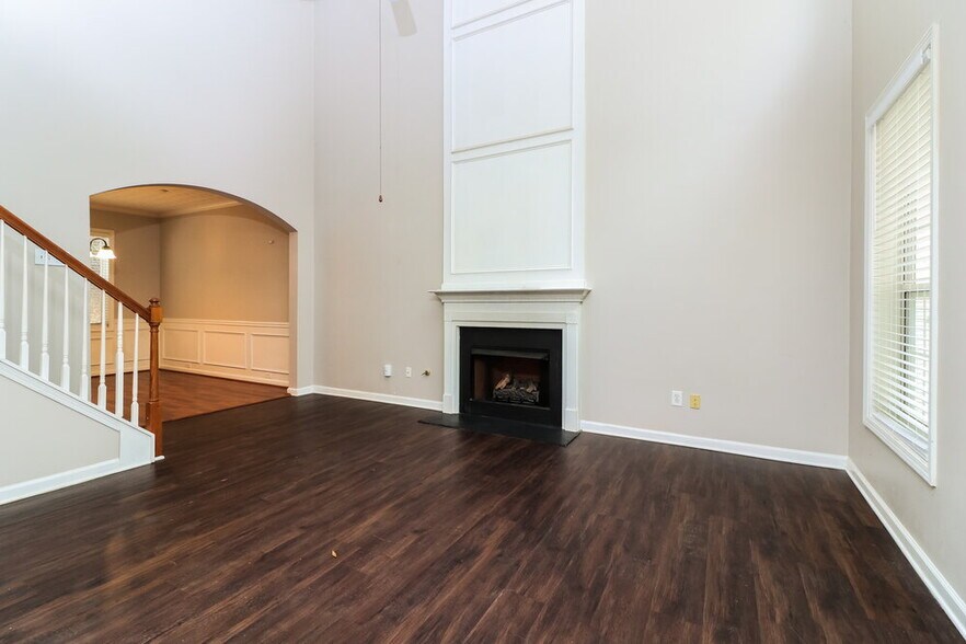 Building Photo - 109 Diamond Ridge Ave