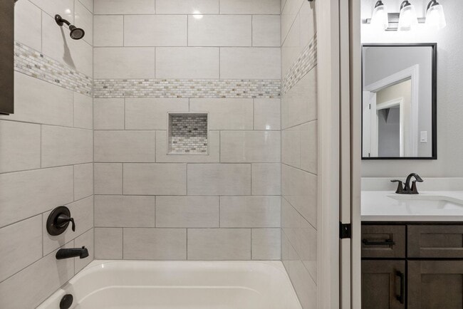 Building Photo - 7309 Longitude Ct