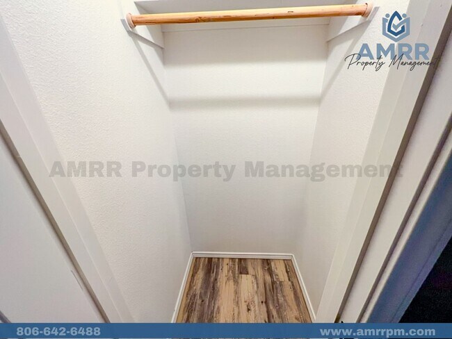 Building Photo - 7410 5th St