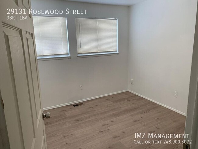 Building Photo - 29131 Rosewood St