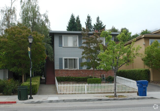 Building Photo - 14590 Big Basin Way